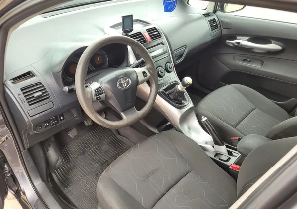 Toyota Auris cena 21990 przebieg: 220000, rok produkcji 2010 z Kutno małe 466